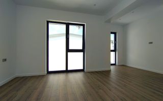 Vila Noua Tunari | 6 Camere si 4 Bai - Poză 17