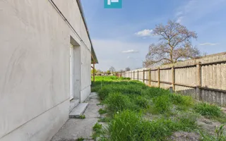 Casă renovată 4 camere si 1452 mp teren în Bătania - Poză 12