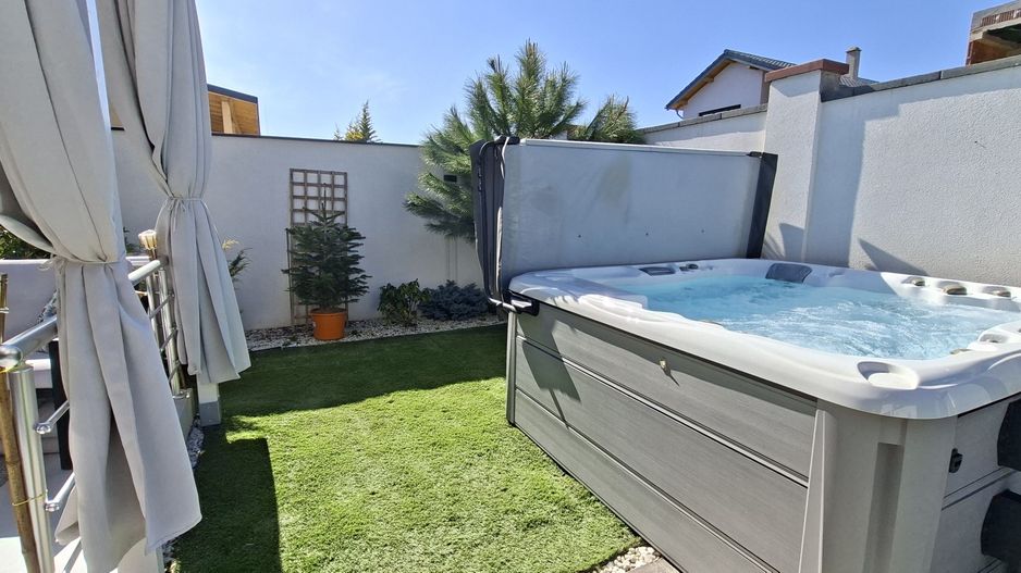 Locuinta parter mobilata si utilata cu jacuzzi - Poză 32