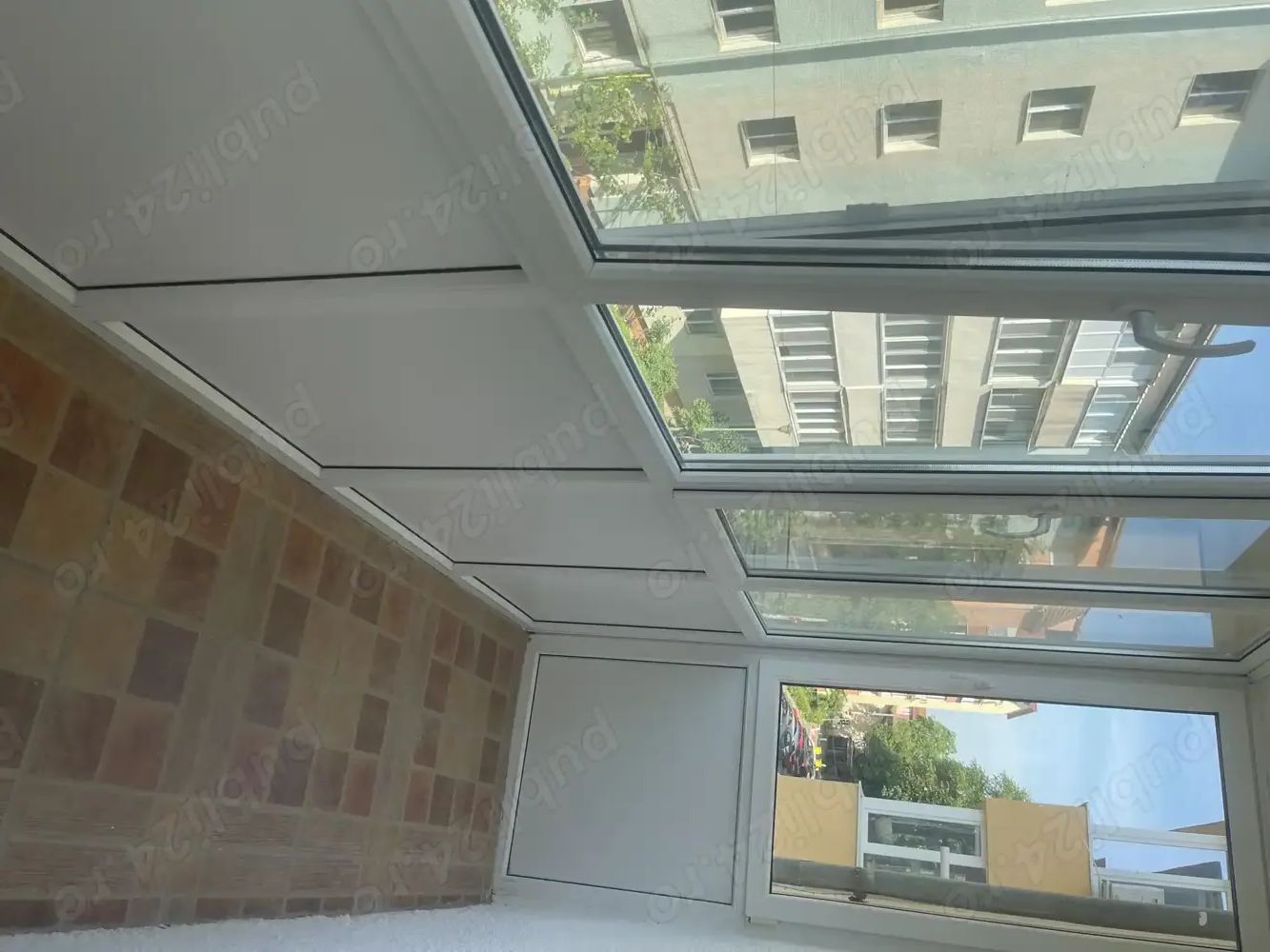 Apartament 3 camere Dambovita etaj 2 cu centrala - Poză 10