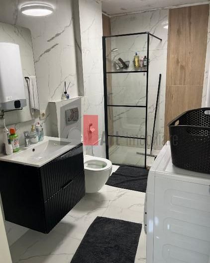 Apartament deosebit cu 3 camere – Bulevardul Unirii (Zona Fântâni) - Poză 8