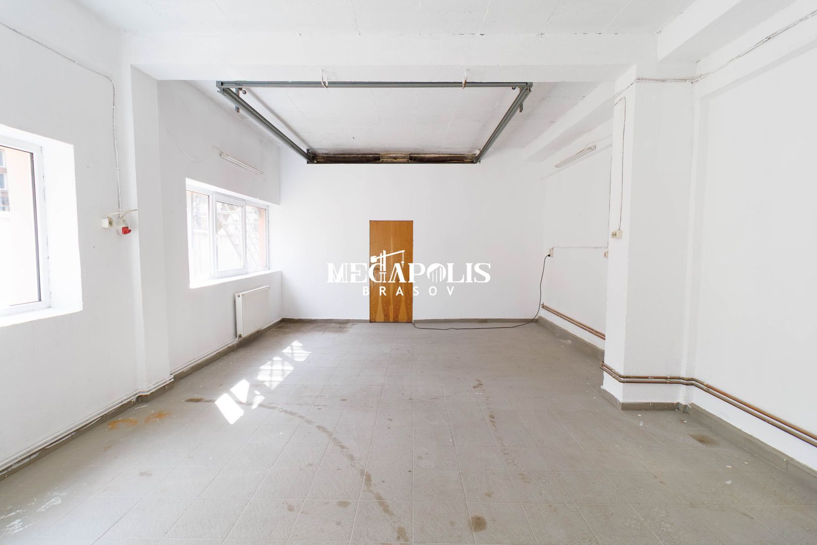 Chirie clădire centrul civic | Brașov | 500mp | 5000€ - Poză 11