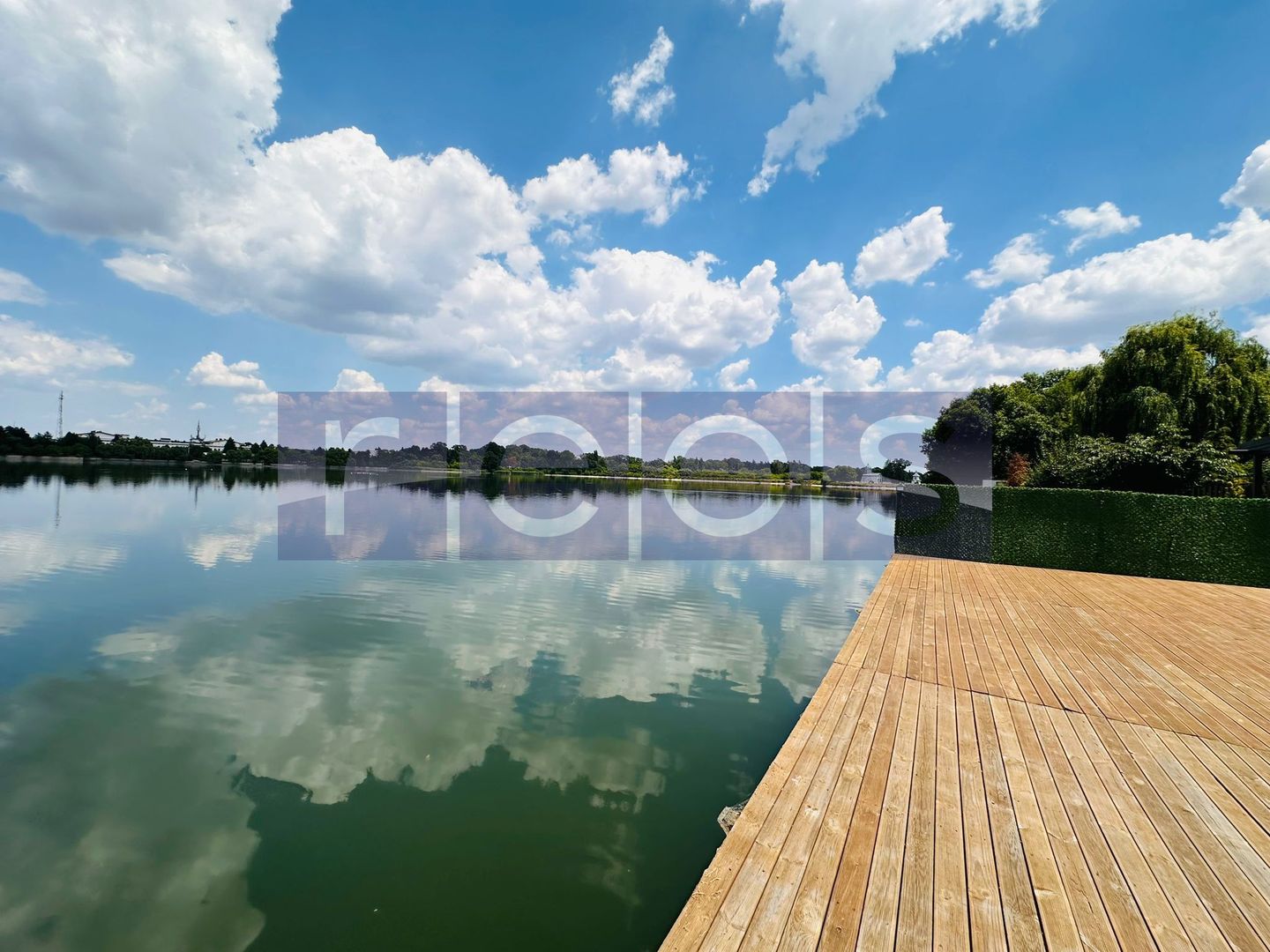 VILA DE LUX | BUFTEA LAC | 8 CAMERE - Poză 37