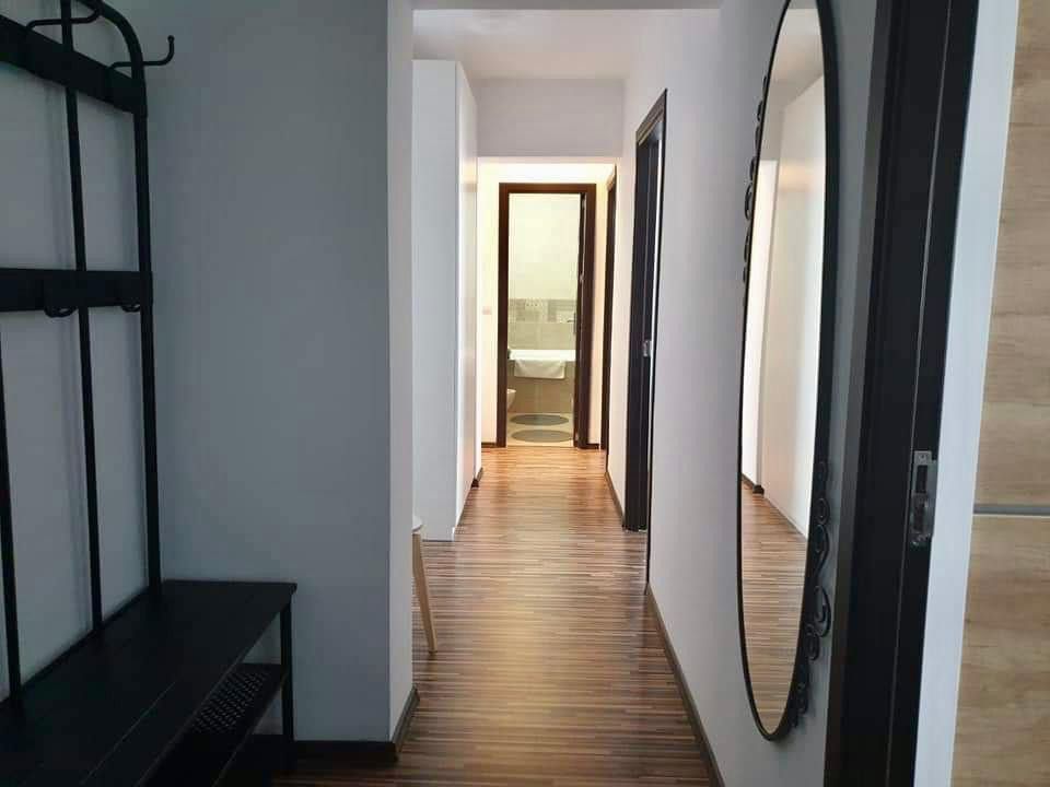 Inchiriere Apartament 3 camere Ultracentral - Poză 4
