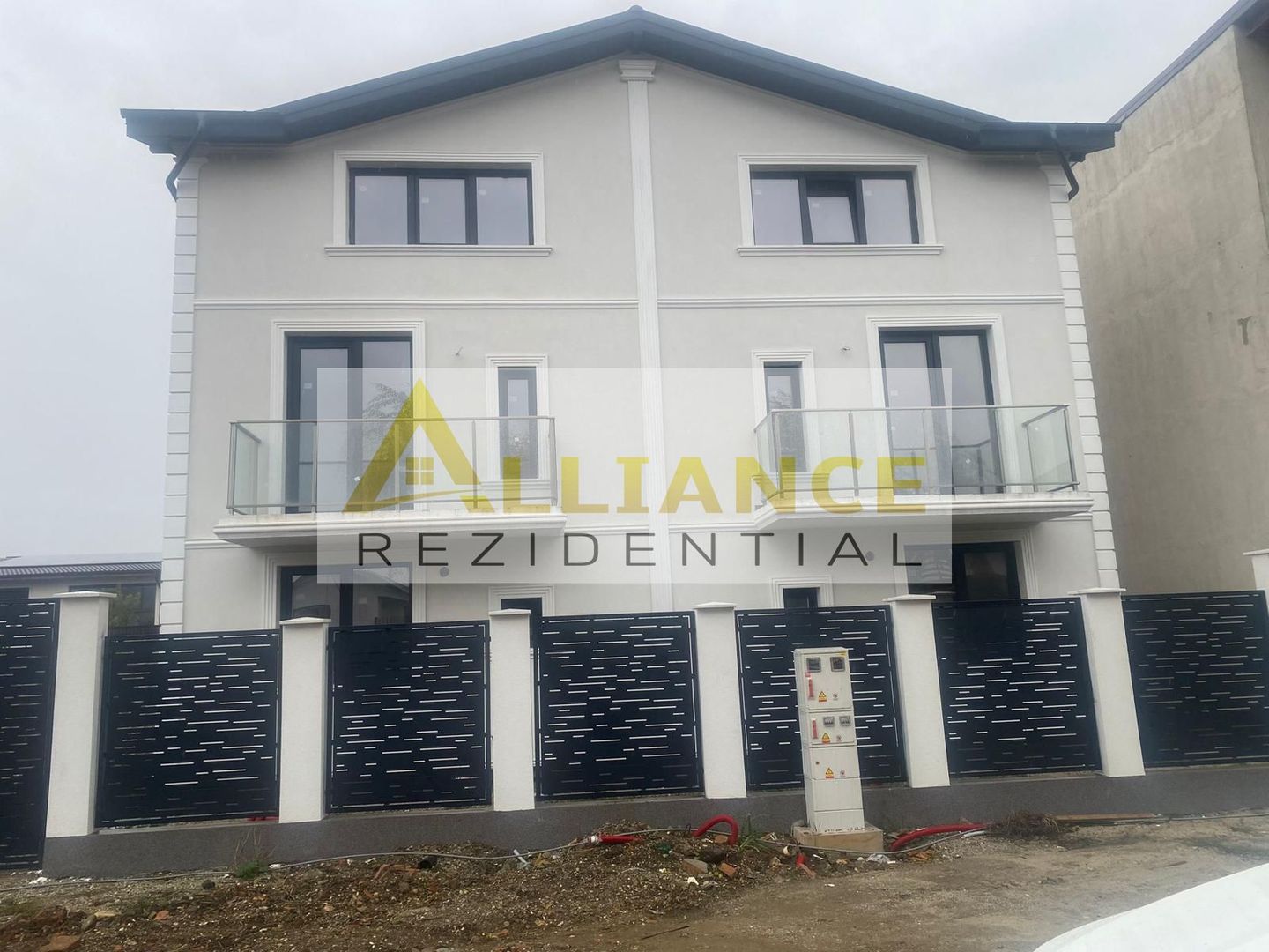 Cartier Alegria-Casa Tip Duplex-4 Camere-3 Bai - Poză 12