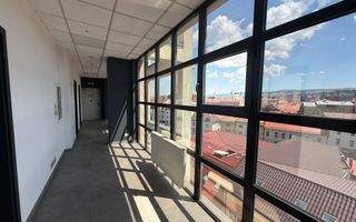 Cladire de birouri cu  spatii vitrate generoase in Zorilor. - Poză 19