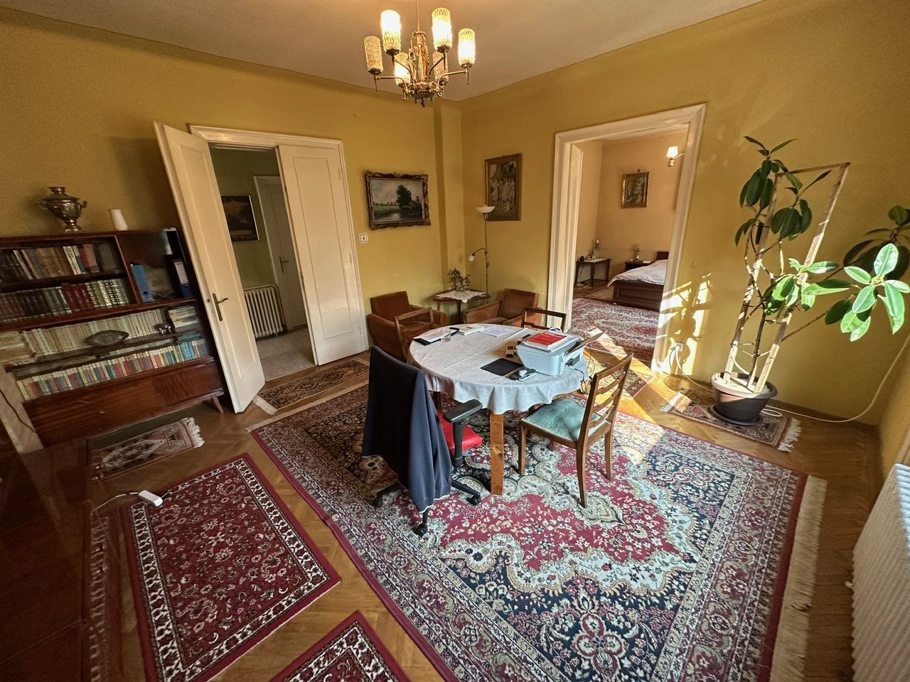 Casa in zona CENTRALA -  Take Ionescu - Poză 21