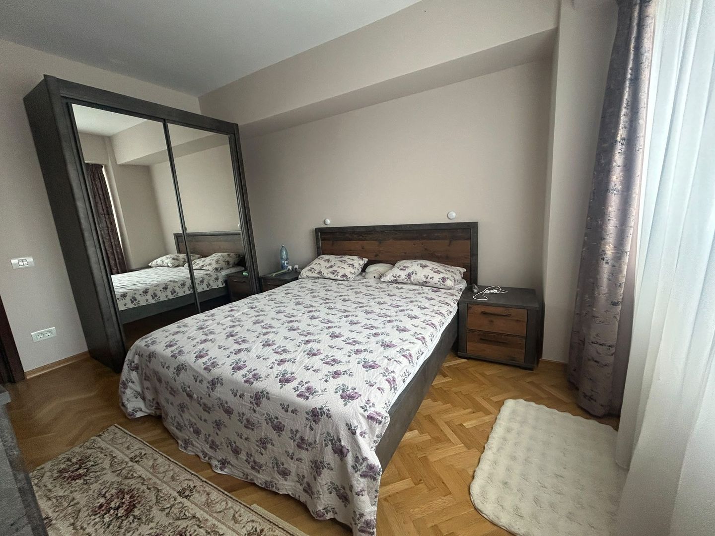 Vânzare apartament 3 camere - Victoriei - Poză 3