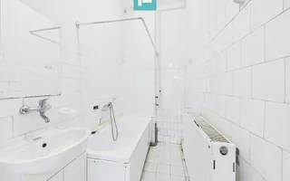 Casă 2 camere + anexe, teren 234 mp. - Poză 11