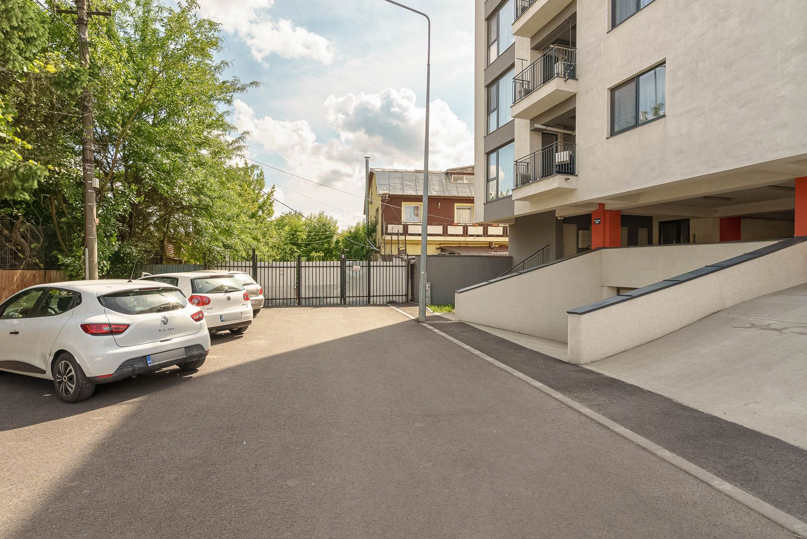 Vila P+1+M & PARCARE Gorjului-Militari Str. Valea Lunga - Poză 10