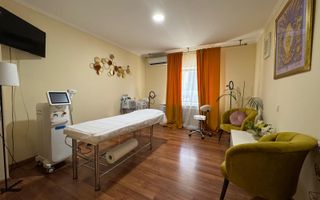 Apartament spatios etaj 1 I pretabil locuinta sau activitate profesion - Poză 9
