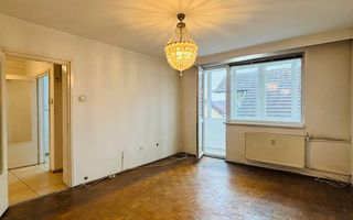 Apartament 3 camere, etaj intermediar, P-ta 14 Iulie - Poză 2