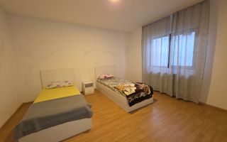 Tunari! Vila de inchiriat, pretabila pentru 15 - 20 muncitori - Poză 8