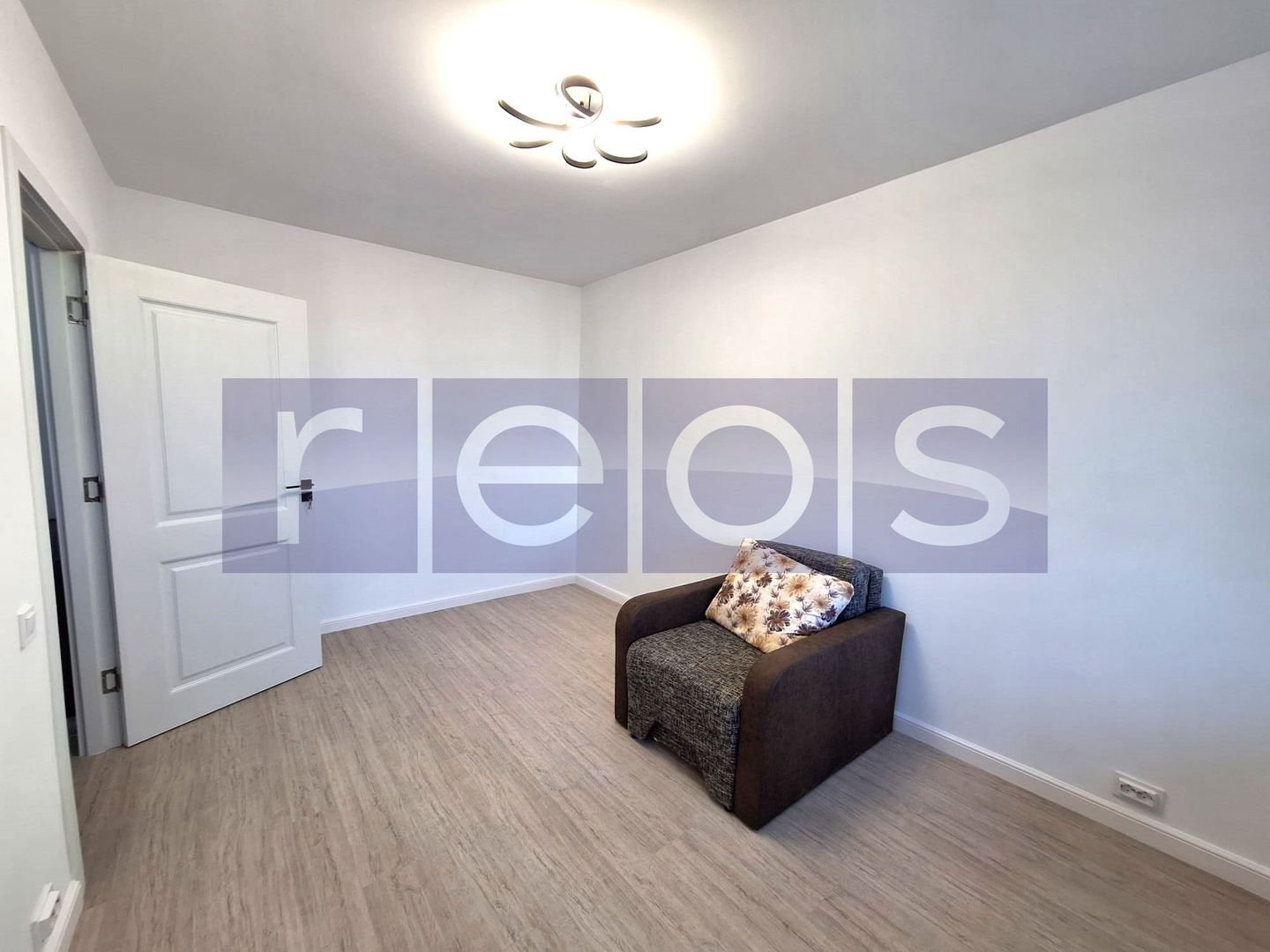 93900 EURO | APARTAMENT 2 CAMERE DRUMUL TABEREI - Poză 4