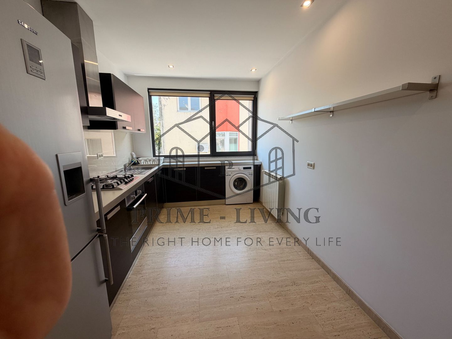 APARTAMENT LUMINOS  CU 4CAMERE LA INCHIRIERE IN DOROBANTI - Poză 3