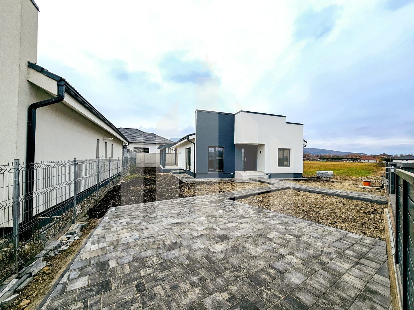 Casa individuala de vanzare, Alba-Micesti - Poză 1