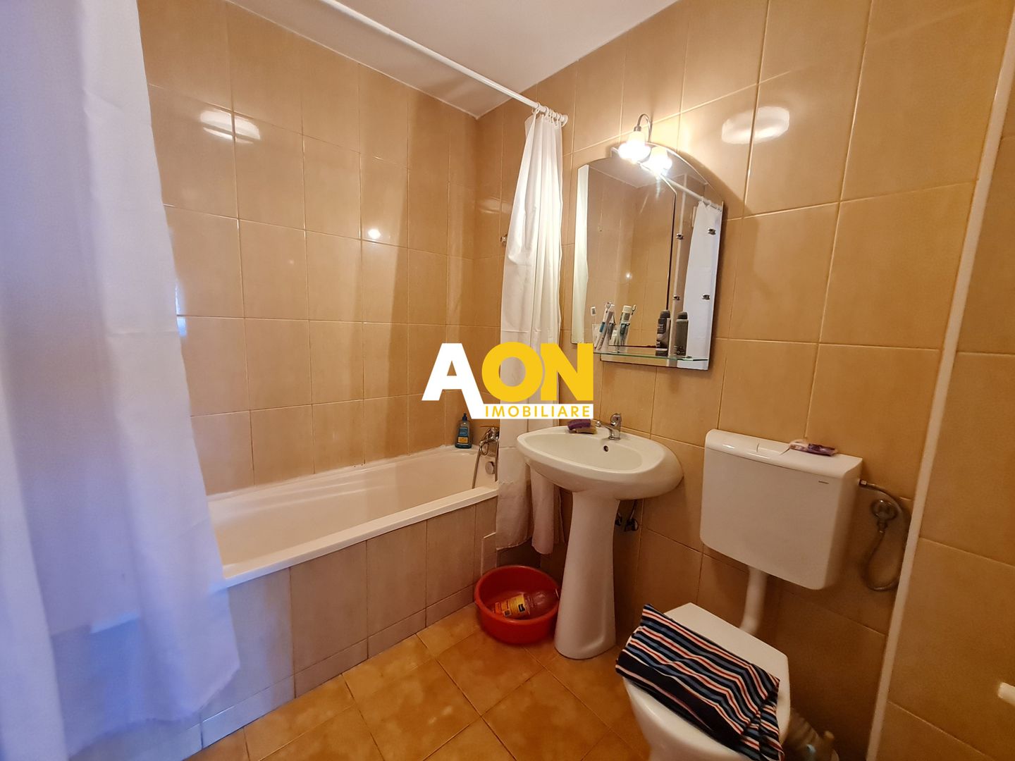 Apartament 2 Camere, Decomandat, 62 mp, Zona Centrala Exceptionala - Poză 11