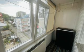 Inchiriere apartament modern, spatios, zona centrala, Teilor - Poză 5