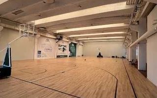 Închiriere sală sport modernă – perfectă pentru activități de grup - Poză 2