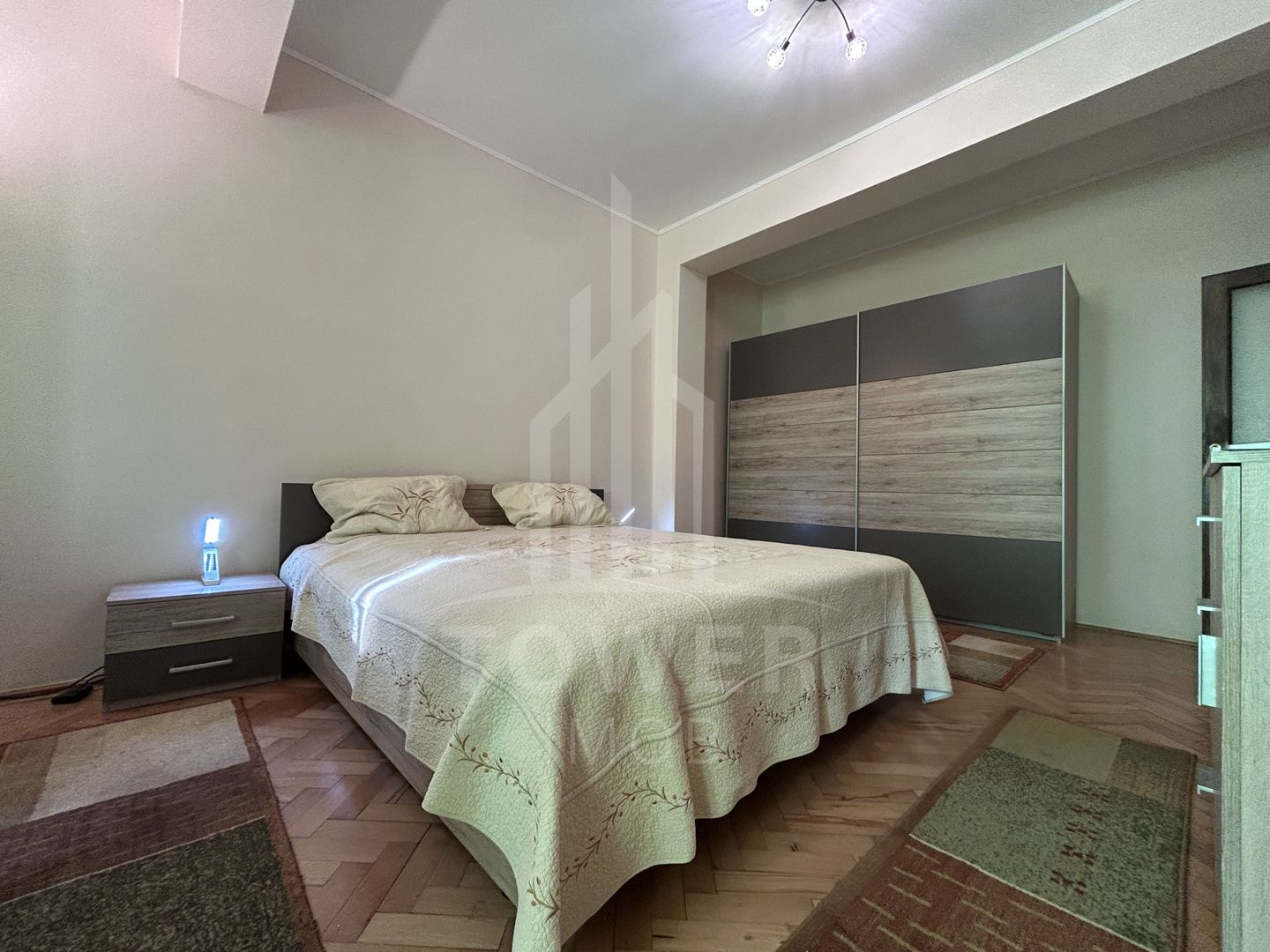 APARTAMENT 3 CAMERE DE ÎNCHIRIAT CU 2 LOCURI DE PARCARE ȘI 2 TERASE - Poză 6