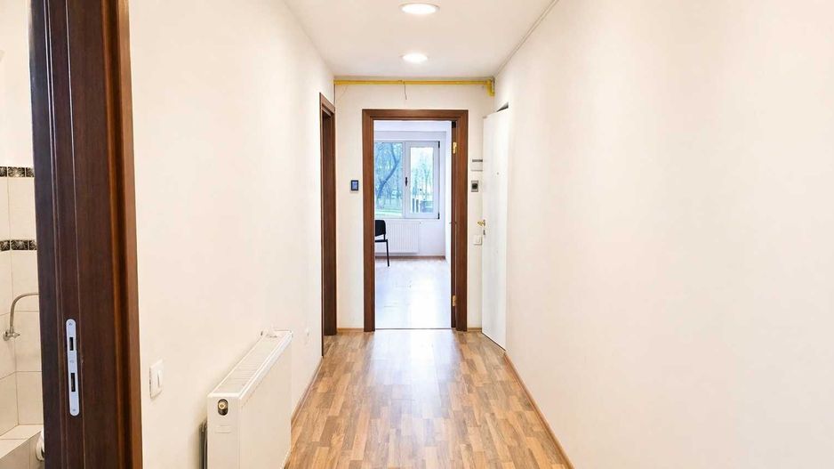 Apartament doua camere de vânzare Crangasi - Poză 4