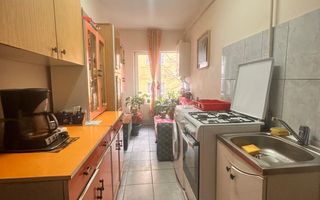 Garsoniera Etaj 1, Zona Cetate, Decomandata - Poză 2