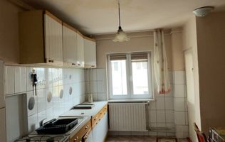 Apartament cu 3 camere de vanzare in Blaj
