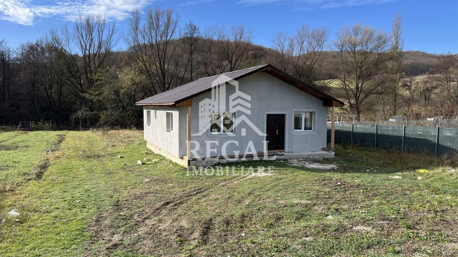 Casă de vânzare în Popești – ideală pentru liniște și aer curat - Poză 2