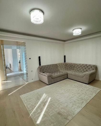 De vanzare vila de lux ,  Cartierul Armatei - Poză 7