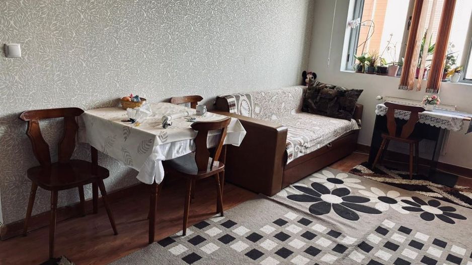 BRASADAS vinde ap 2 cam pe Closca etaj 2. - Poză 2