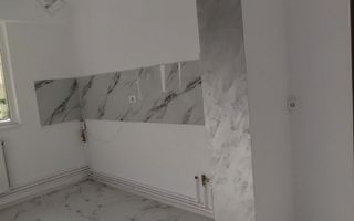 Apartament 2 camere, decomandat, renovat complet – Zona Tomis Nord - Poză 5