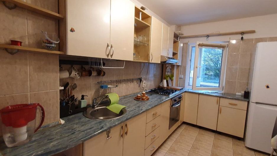 Inchiriere apartament spatios, Centru - Eremia - Poză 25