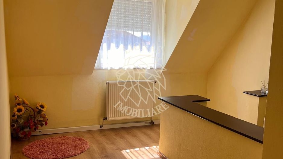 Apartament 4 camere 132 mp-balcon-ideal locuire-Calea Moldovei - Poză 9