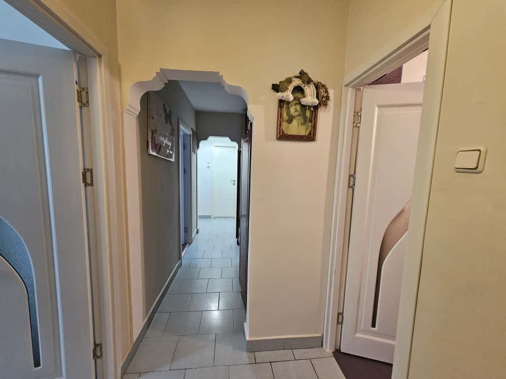 Apartament 3 camere – Badea Cârțan, blocurile turn - Poză 7