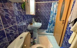 Casa de 4 camere, zona Mosnei - Poză 13