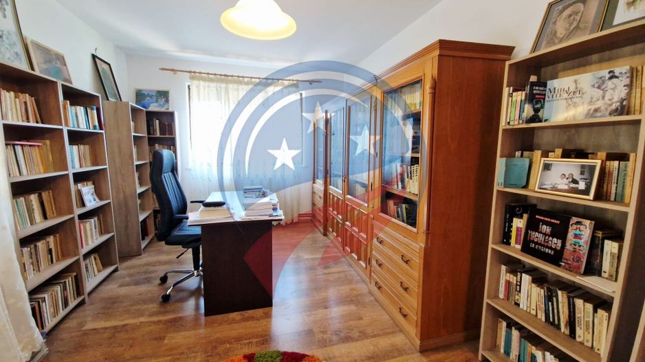 CASA P +E  5 camere -Cosoveni - Poză 7