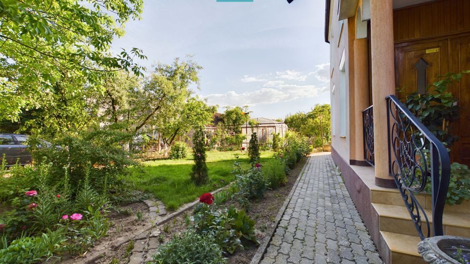 Casă clasică în Chișineu-Criș - Poză 10