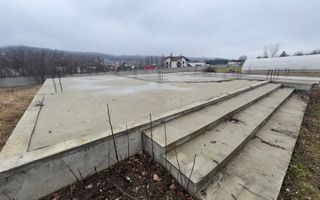 TEREN INTRAVILAN 2200 MP CAMPULUNG ARGES - Poză 4