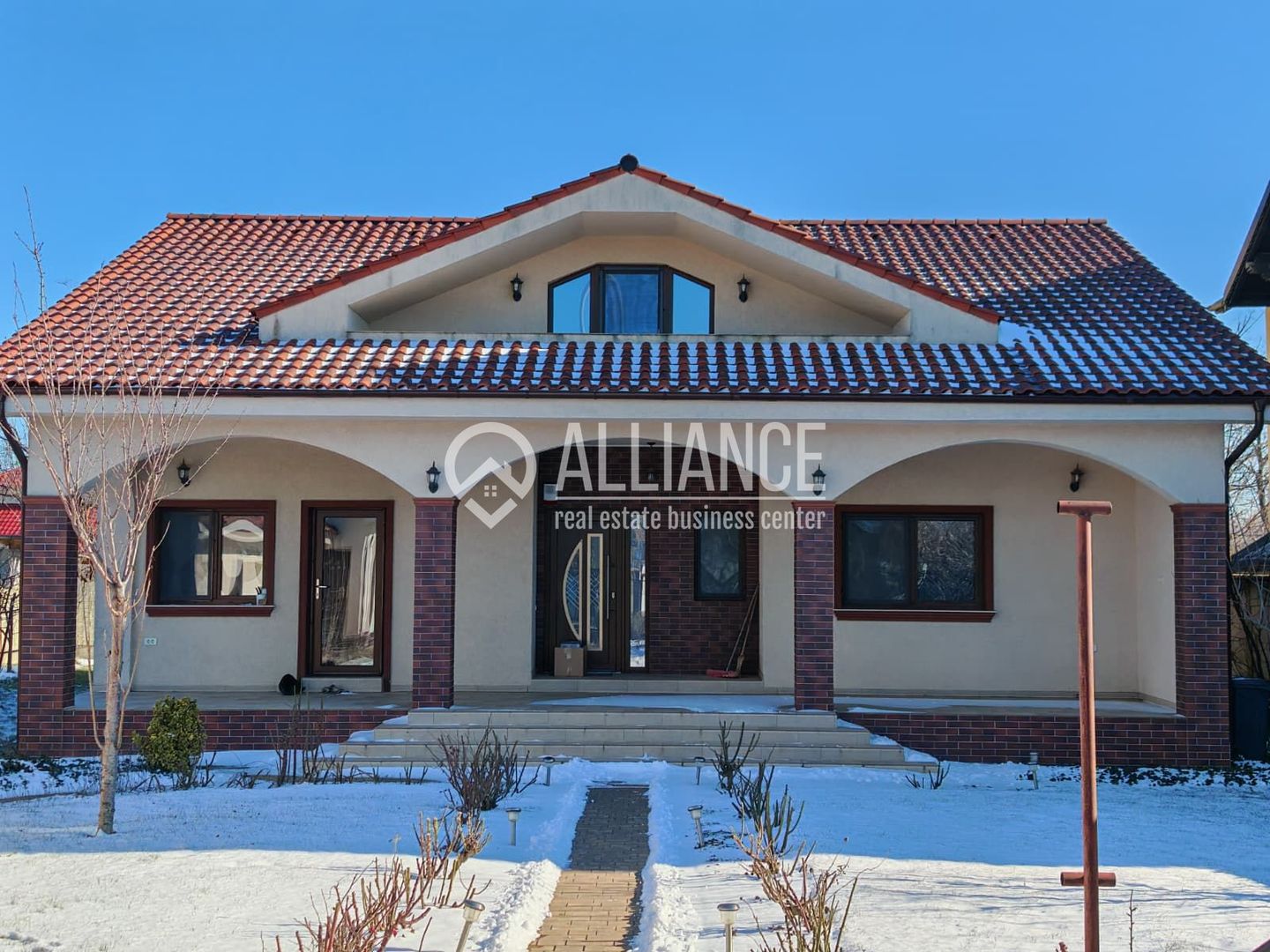 Oază de Rafinament și Confort: Vilă de Lux în Cumpăna ( cod 12 ) - Poză 1