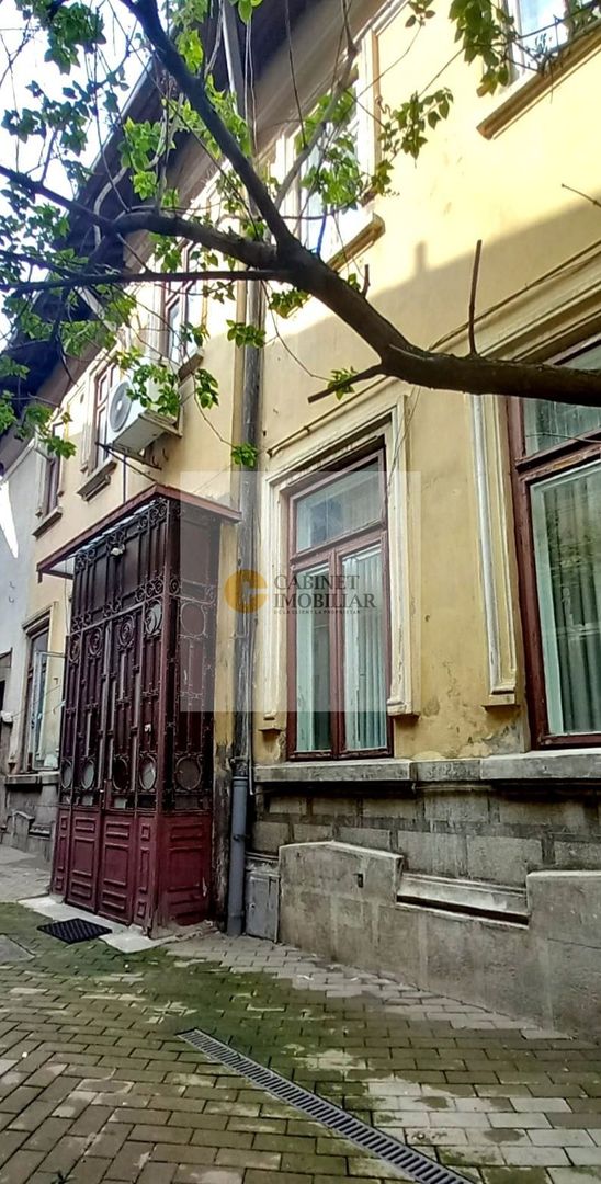 CASA De Vanzare 3 camere 70mp Ultracentral - Poză 1
