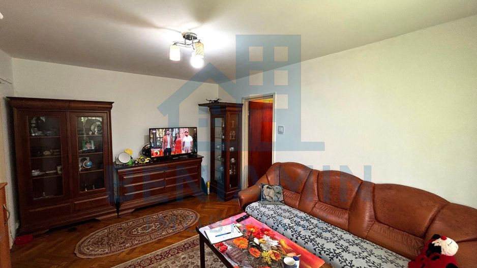 Apartament-2-Camere-Semidecomandate-47mp-Utili-Parcare-Centru-Civic - Poză 2