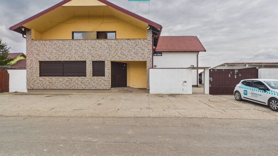 Casa plus spatiu comercial Dudestii Noi - Poză 50