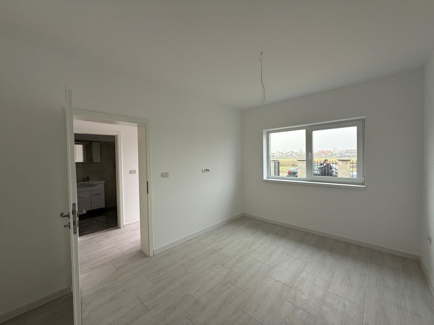 Duplex pe parter – compartimentare excelentă, teren generos. - Poză 5