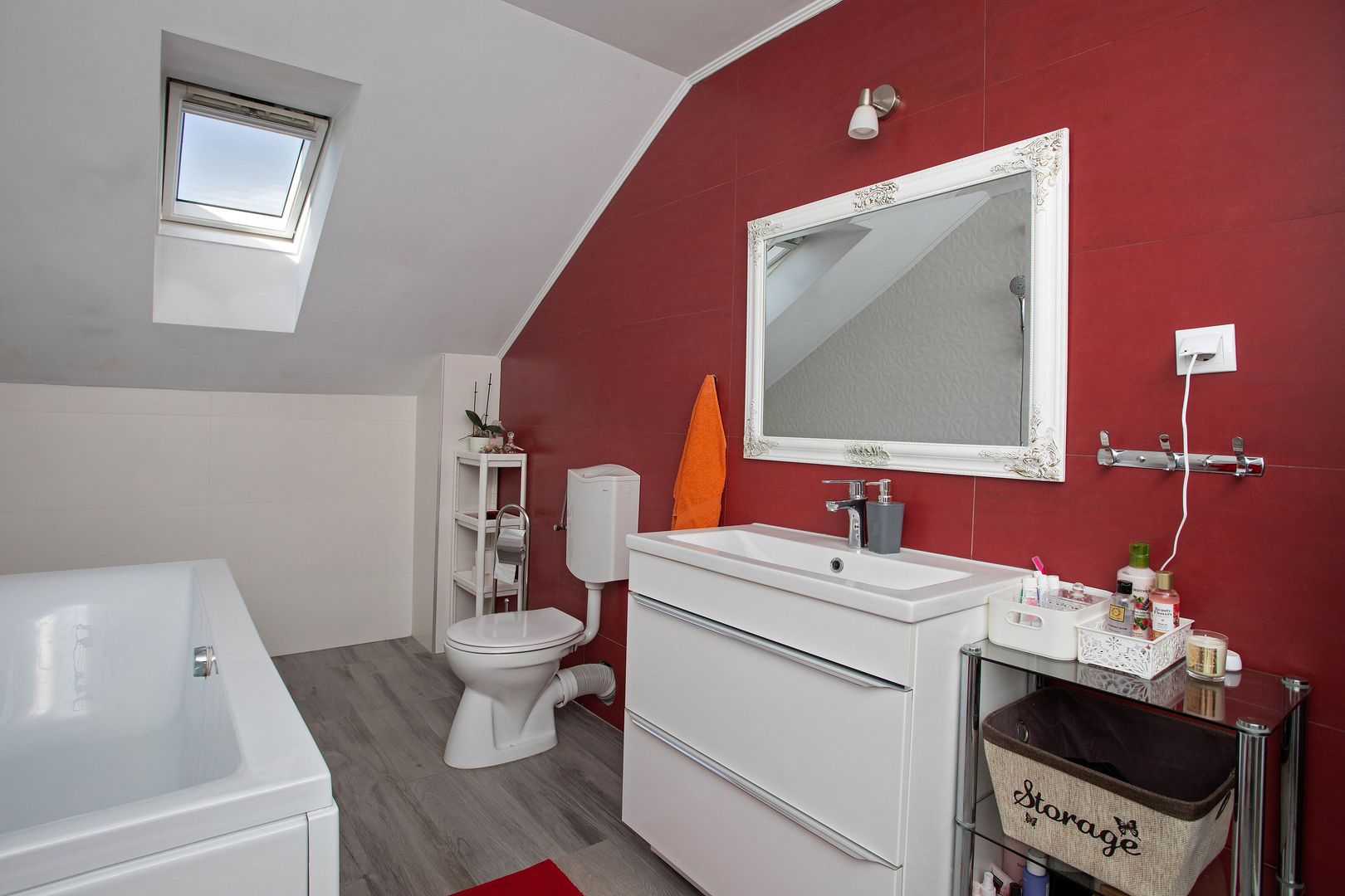 Vilă P+M, Clujului, 190 mp, teren 520 mp, singur în curte. 230 000 E - Poză 40