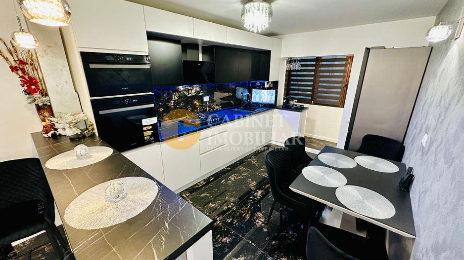 Nicolina - Apartament 3 Camere Decomandat -Etaj3  + Loc De Parcare ,Bloc - 1992 - Poză 11