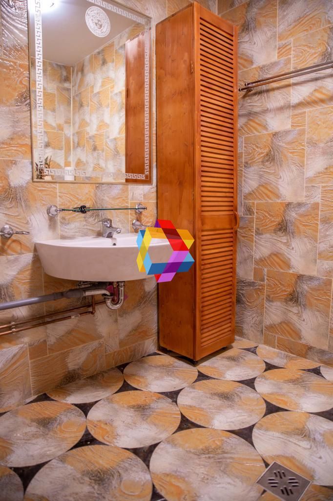 Conac cu piscina - 1810 mp - Poză 15