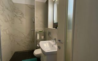 Apartament de 2 camere, decomandat, 60mp, zona Ultracentrala - Poză 4