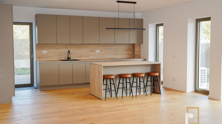 APARTAMENT 2 CAMERE | GREEN LAKE | LOC DE PARCARE | GRADINA 168MP - Poză 1
