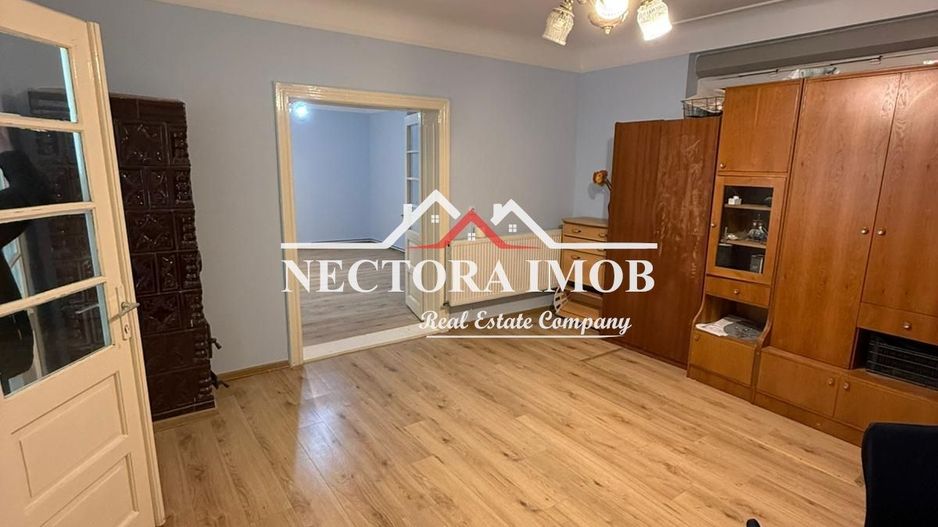 NECTORA IMOB-Apartament la casa, curte proprie, 86 mp, Parcare, 3 cam. - Poză 1