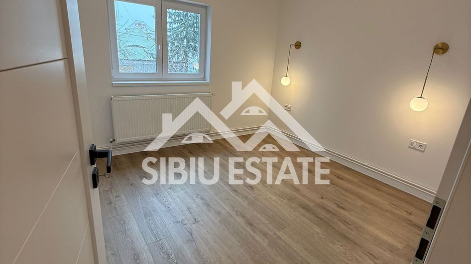 Locație excelentă! Apartament 3 camere renovat, etaj 1, Sibiu - Poză 10